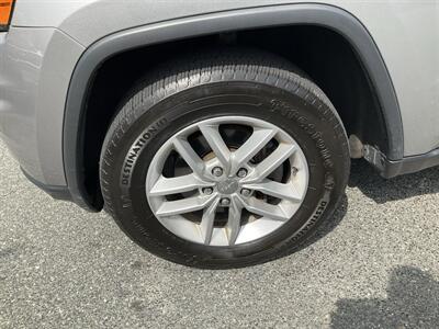 2018 Jeep Grand Cherokee Laredo E - Photo 9 - Acton, MA 01720
