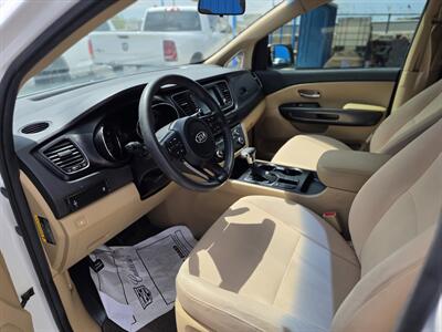 2019 Kia Sedona LX - Photo 4 - Canutillo, TX 79835
