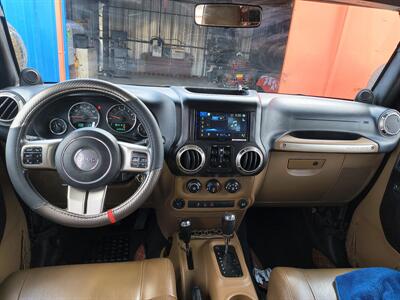 2011 Jeep Wrangler Unlimited Sport   - Photo 6 - Canutillo, TX 79835