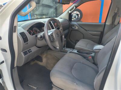2016 Nissan Frontier SV   - Photo 5 - Canutillo, TX 79835