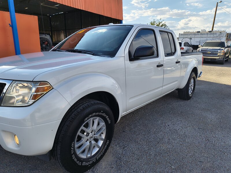 2016 Nissan Frontier SV   - Photo 1 - Canutillo, TX 79835