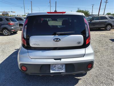 2017 Kia Soul   - Photo 6 - Canutillo, TX 79835