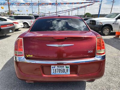 2014 Chrysler 300 Series - Photo 3 - Canutillo, TX 79835