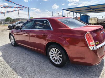 2014 Chrysler 300 Series - Photo 5 - Canutillo, TX 79835