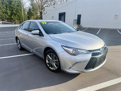 2017 Toyota Camry SE Sedan