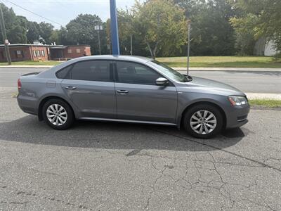 2014 Volkswagen Passat 1.8T S PZEV  Wolfsburg Edition - Photo 2 - Stanley, NC 28164