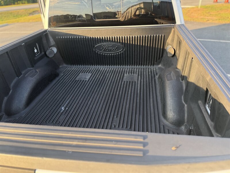 2015 Ford F-150 XLT - Photo 19