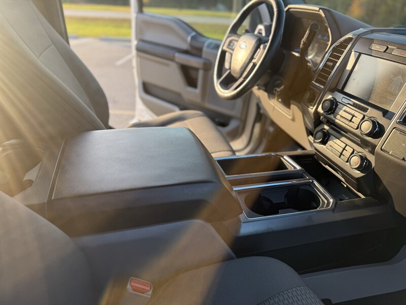 2015 Ford F-150 XLT - Photo 17