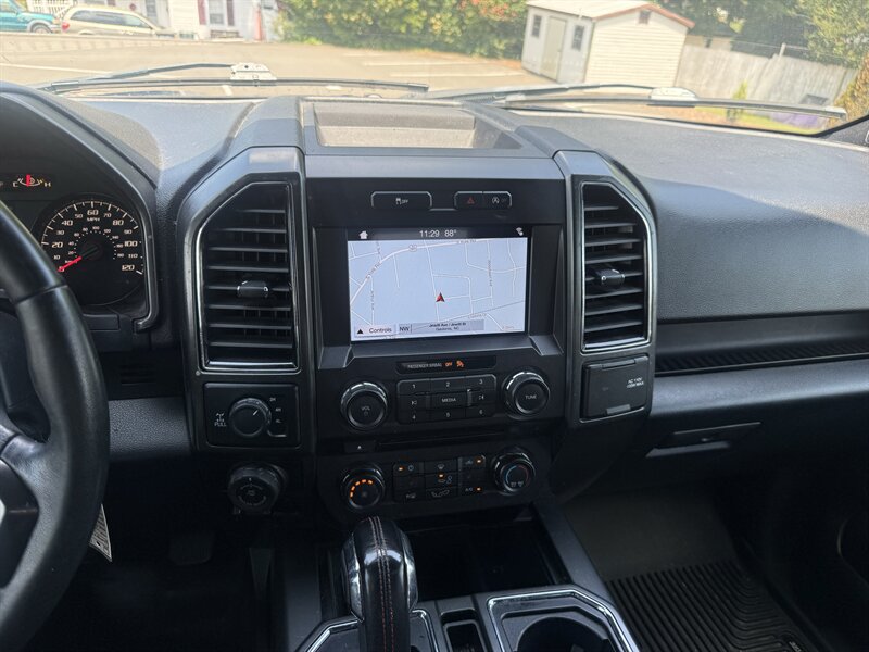 2018 Ford F-150 XLT - Photo 30