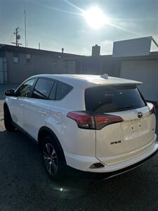 2018 Toyota RAV4 XLE   - Photo 5 - San Bruno, CA 94066