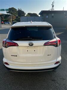 2018 Toyota RAV4 XLE   - Photo 4 - San Bruno, CA 94066