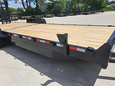 2025 DownEarth 82 x 24 ft. 14k Equipment Trailer Tandem Equipment   - Photo 3 - Goshen, IN 46526