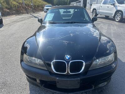 2001 BMW Z3 2.5i   - Photo 2 - Cleveland, GA 30528