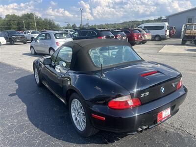 2001 BMW Z3 2.5i   - Photo 6 - Cleveland, GA 30528