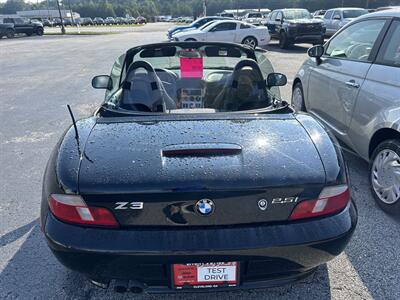2001 BMW Z3 2.5i   - Photo 44 - Cleveland, GA 30528