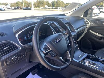 2020 Ford Edge Titanium   - Photo 16 - Cleveland, GA 30528