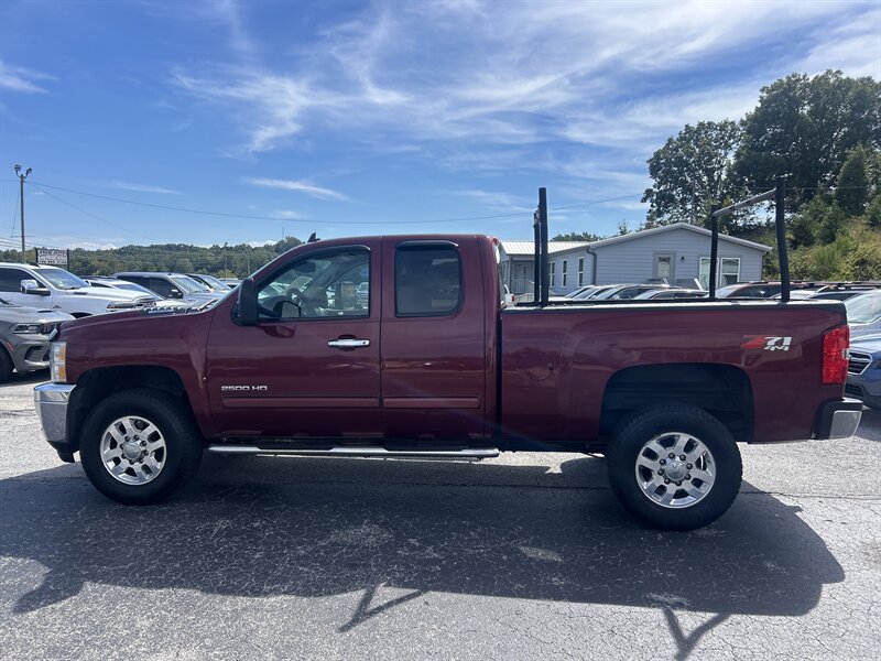 2013 Chevrolet Silverado 2500 LT - Photo 3 - Cleveland, GA 30528