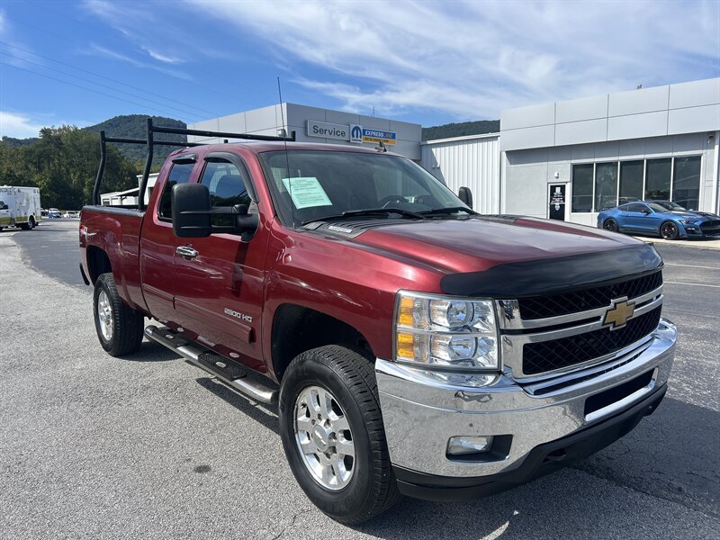2013 Chevrolet Silverado 2500 LT - Photo 9 - Cleveland, GA 30528