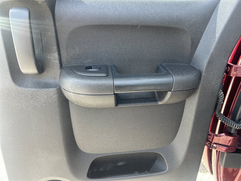 2013 Chevrolet Silverado 2500 LT - Photo 47 - Cleveland, GA 30528
