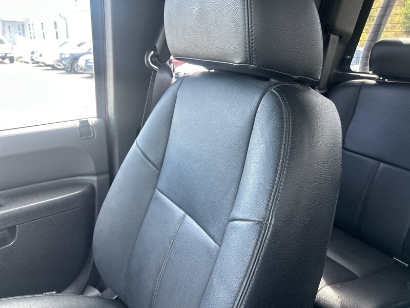 2013 Chevrolet Silverado 2500 LT - Photo 28 - Cleveland, GA 30528