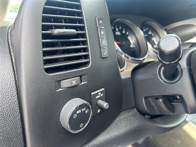 2013 Chevrolet Silverado 2500 LT - Photo 17 - Cleveland, GA 30528
