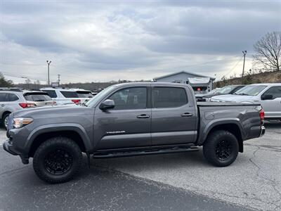 2018 Toyota Tacoma SR5   - Photo 2 - Cleveland, GA 30528