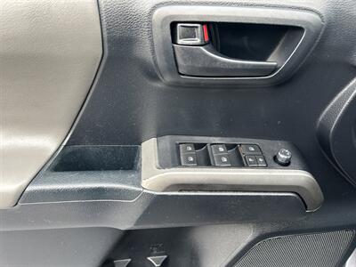 2018 Toyota Tacoma SR5   - Photo 16 - Cleveland, GA 30528