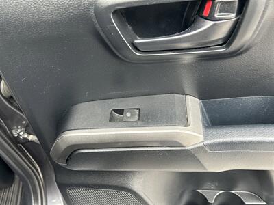 2018 Toyota Tacoma SR5   - Photo 49 - Cleveland, GA 30528