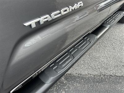2018 Toyota Tacoma SR5   - Photo 14 - Cleveland, GA 30528