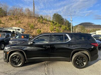 2023 Chevrolet Traverse LS   - Photo 3 - Cleveland, GA 30528