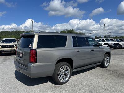 2019 Chevrolet Suburban LT   - Photo 9 - Cleveland, GA 30528