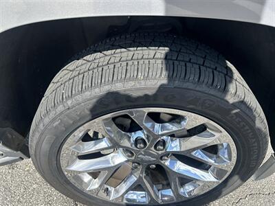 2019 Chevrolet Suburban LT   - Photo 62 - Cleveland, GA 30528
