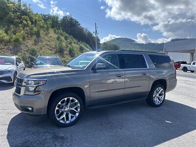 2019 Chevrolet Suburban LT   - Photo 2 - Cleveland, GA 30528