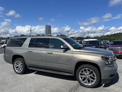 2019 Chevrolet Suburban LT   - Photo 11 - Cleveland, GA 30528