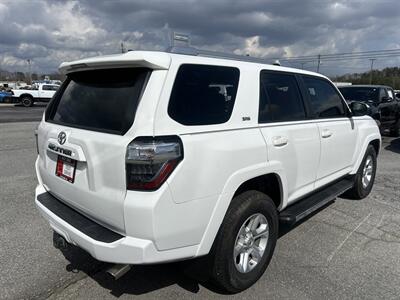 2017 Toyota 4Runner SR5 - Photo 6 - Cleveland, GA 30528