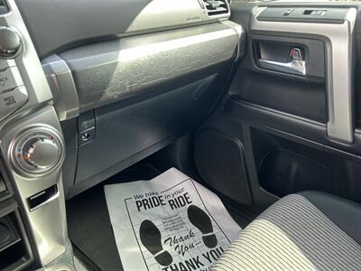 2017 Toyota 4Runner SR5 - Photo 29 - Cleveland, GA 30528