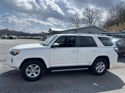 2017 Toyota 4Runner SR5 - Photo 2 - Cleveland, GA 30528
