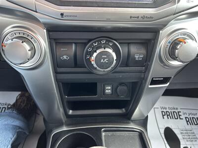 2017 Toyota 4Runner SR5   - Photo 22 - Cleveland, GA 30528