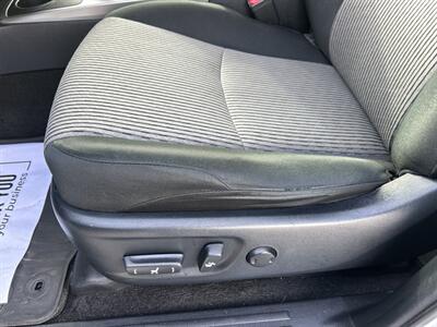 2017 Toyota 4Runner SR5   - Photo 17 - Cleveland, GA 30528