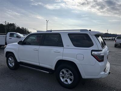 2017 Toyota 4Runner SR5   - Photo 4 - Cleveland, GA 30528