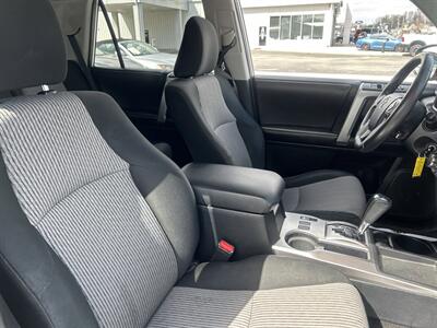 2017 Toyota 4Runner SR5 - Photo 52 - Cleveland, GA 30528