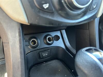 2015 Hyundai SANTA FE Sport 2.4L   - Photo 33 - Cleveland, GA 30528