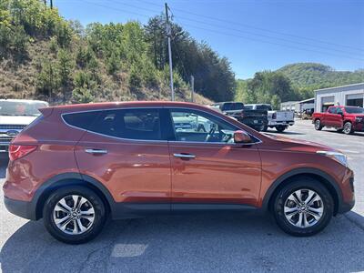 2015 Hyundai SANTA FE Sport 2.4L   - Photo 9 - Cleveland, GA 30528