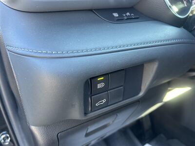 2021 Toyota Highlander XLE - Photo 14 - Cleveland, GA 30528
