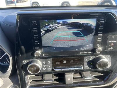2021 Toyota Highlander XLE - Photo 20 - Cleveland, GA 30528