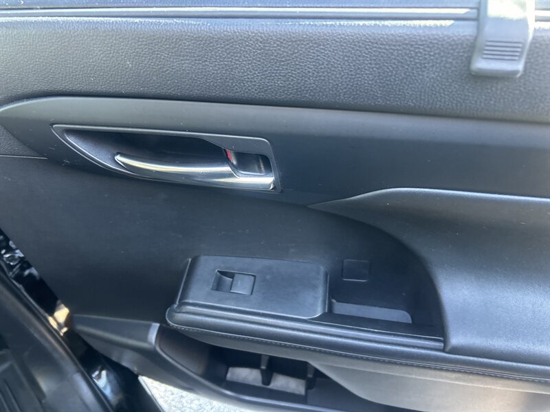 2021 Toyota Highlander XLE - Photo 47 - Cleveland, GA 30528