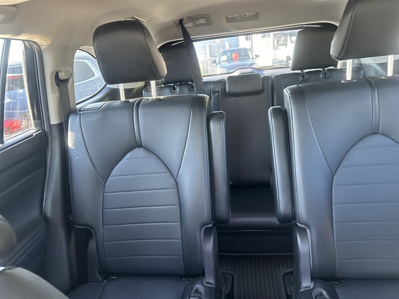 2021 Toyota Highlander XLE - Photo 32 - Cleveland, GA 30528