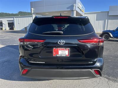 2021 Toyota Highlander XLE - Photo 6 - Cleveland, GA 30528