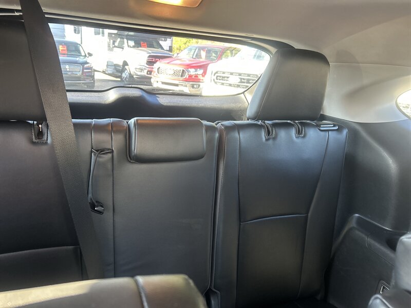 2021 Toyota Highlander XLE - Photo 50 - Cleveland, GA 30528