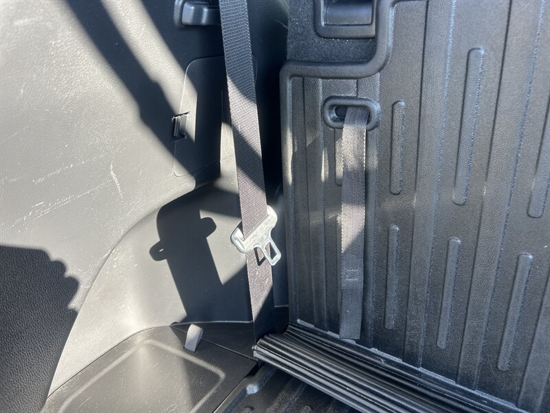 2021 Toyota Highlander XLE - Photo 41 - Cleveland, GA 30528